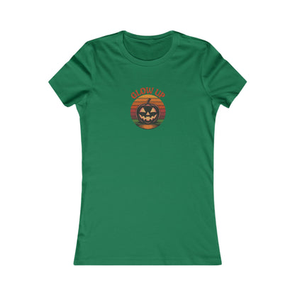 Halloween Glow Up Pumpkin — Retro Autumn Sunset Women's Tee (Dark)