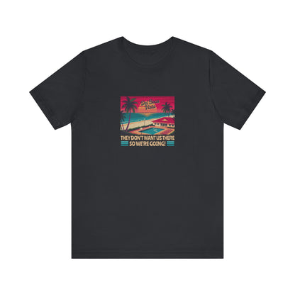 Del Boca Vista (We’re Going!) — Seinfeld Retro Tee (Dark)