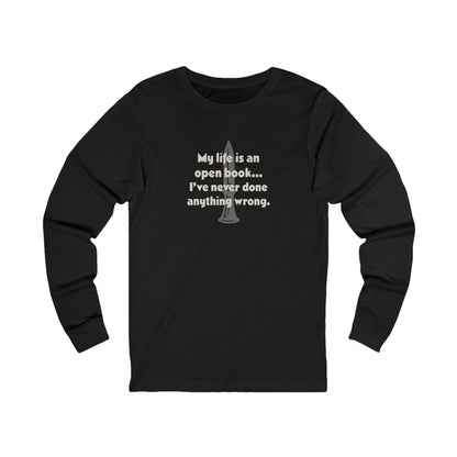 My Life Is an Open Book, I've Never Done Anything Wrong — Clue Retro Long Sleeve (Dark)