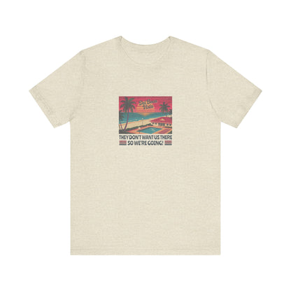 Del Boca Vista (We’re Going!) — Seinfeld Retro Tee (Light)