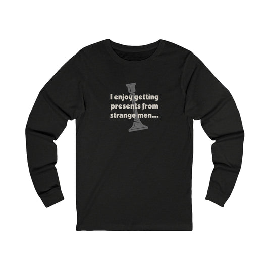 I Enjoy Getting Presents From Strange Men — Clue Retro Long Sleeve (Dark)