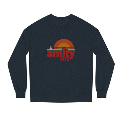 Amity Island 1975 — Jaws-Inspired Retro Sweatshirt (Dark)