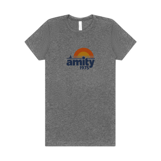 Amity Island 1975 — Jaws-Inspired Retro Women's Tee (Light)